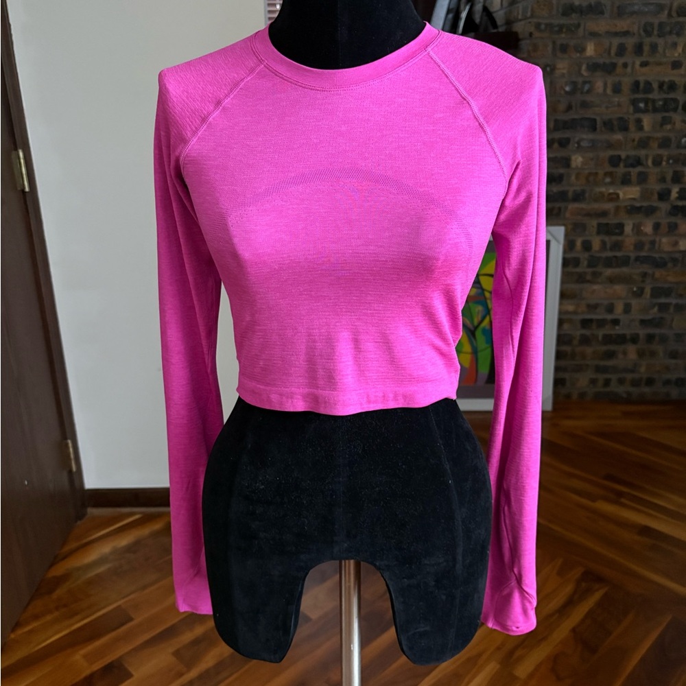 Lululemon Swiftly tech 2.0 Pink Long Sleeve Cropped Top